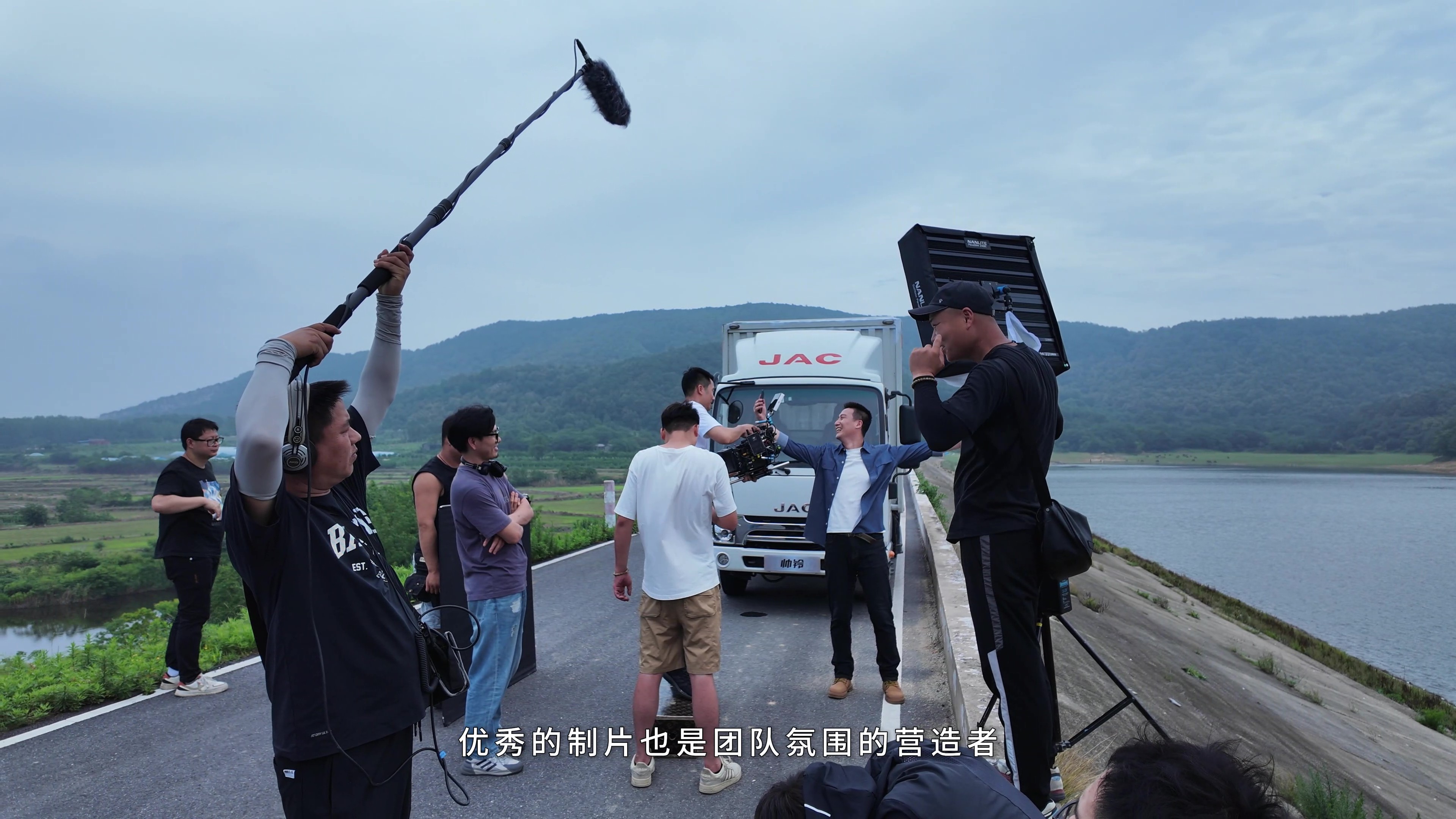 1764212205755293LHcZ.jpg 1764212205755293LHcZ.jpg